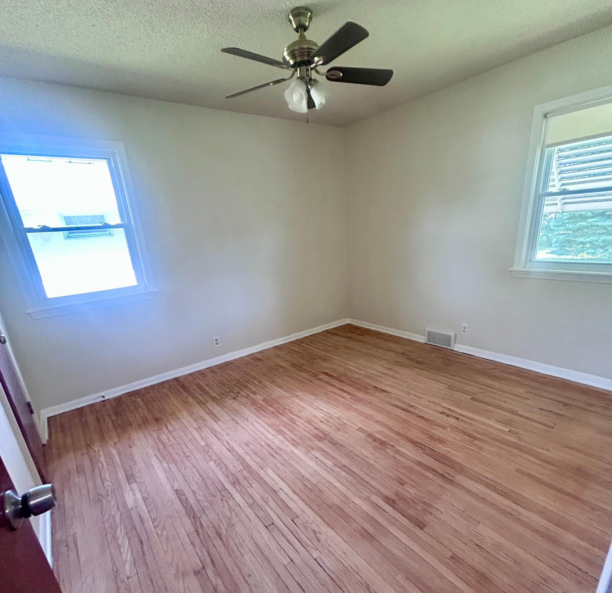18 - 351 E 97th 1:2 St .JPG