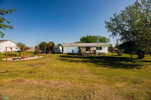 416 Ridge Crest Drive, Pelican Rapids, MN 56572