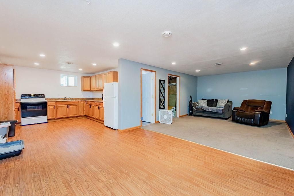 Kitchen/Family Room Basement Level