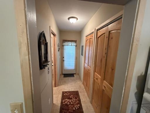 6271 French Lake Path, Faribault, MN 55021