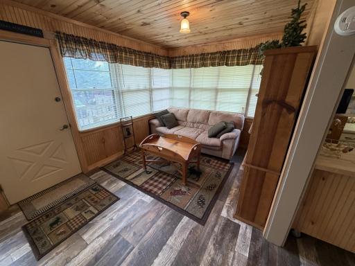 6271 French Lake Path, Faribault, MN 55021