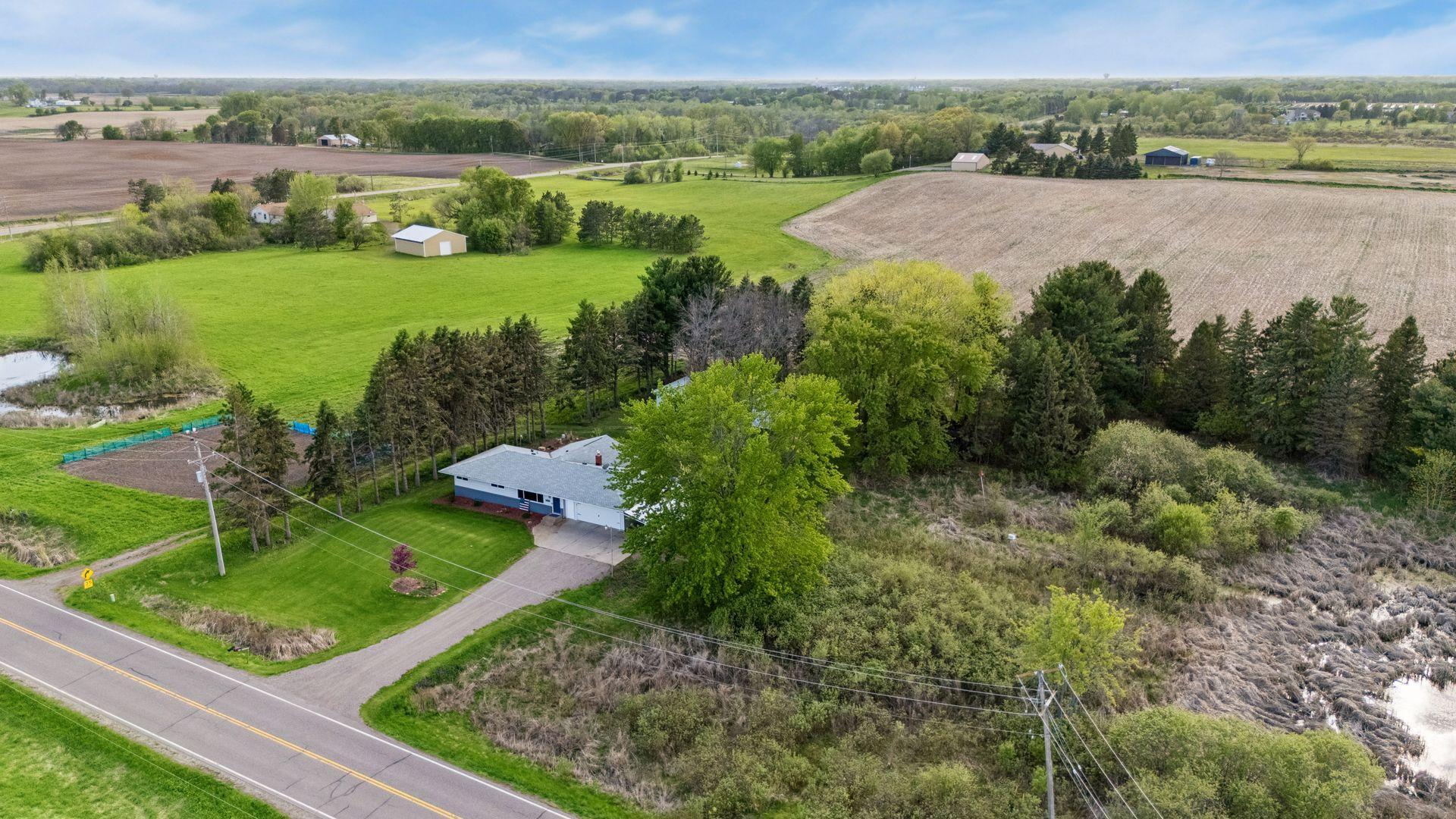 4.5 acres of privacy & nature!