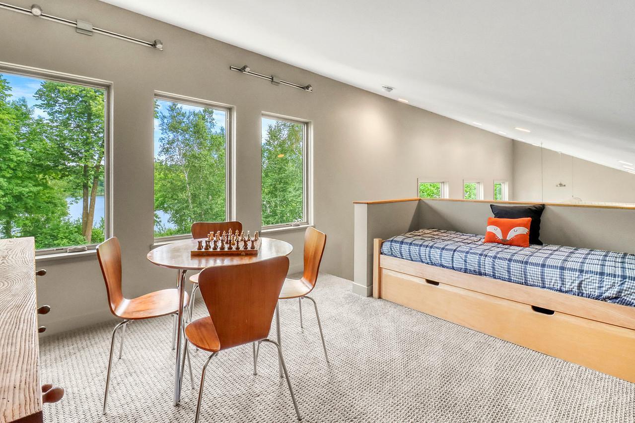 Loft1_1-1280.JPG