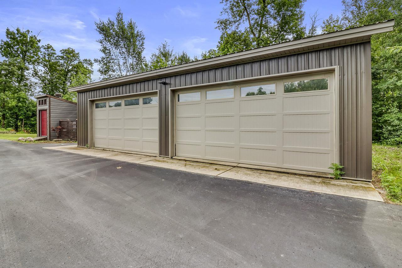 Shed_exterior1_1-1280.JPG
