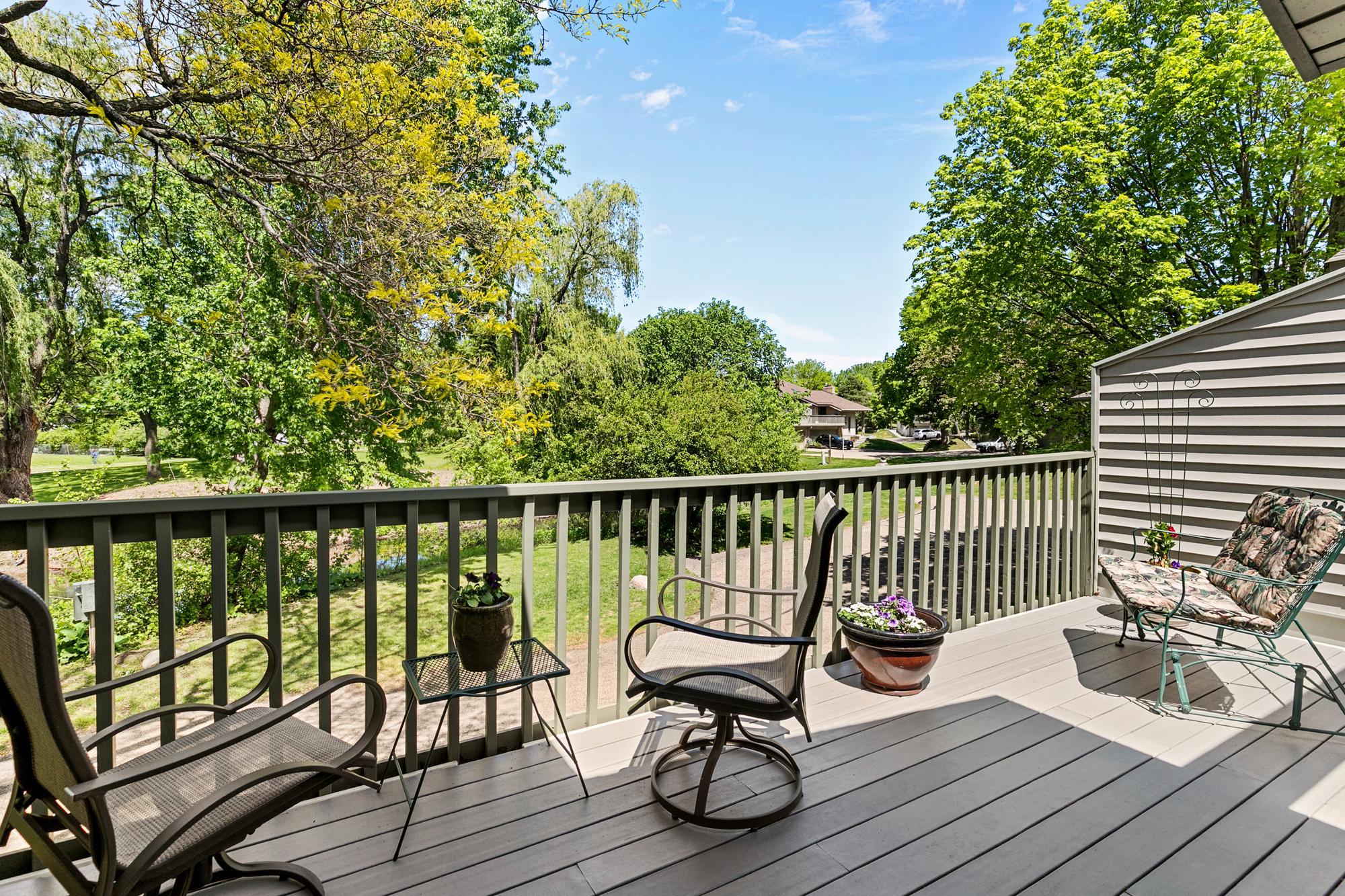 Large, entertainment sized deck. Maintenance free deck flooring.