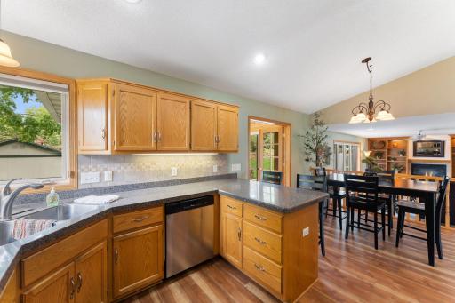 4317 143rd Street W, Rosemount, MN 55068
