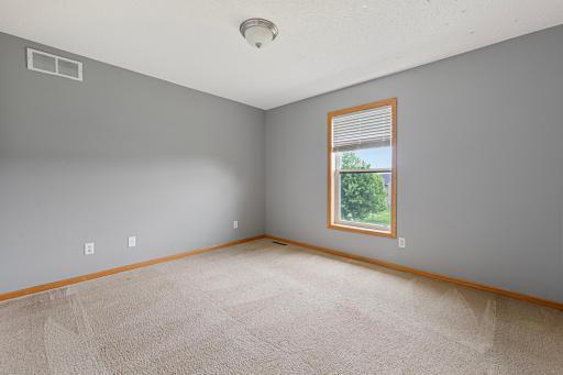1419 Bluff Street, Dundas, MN 55019