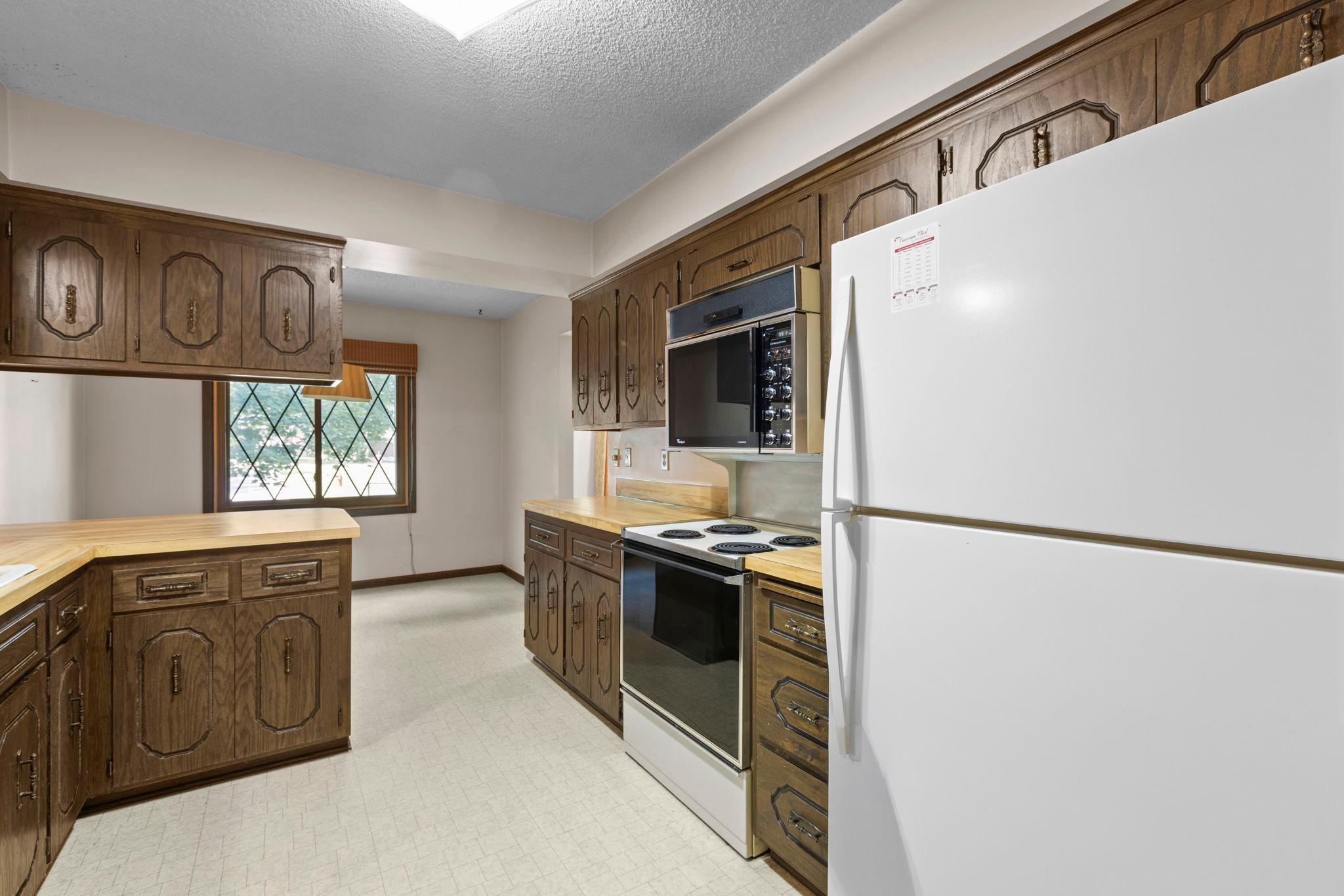 Kitchen 3.jpg