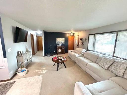 2113 9 1/2 Street N, Fargo, ND 58102