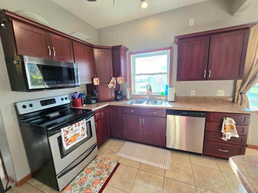337 2nd Avenue E, Halstad, MN 56548