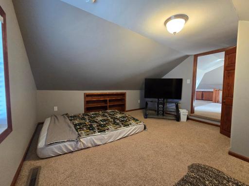 337 2nd Avenue E, Halstad, MN 56548
