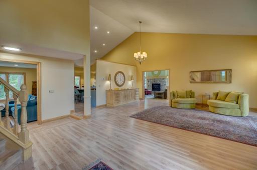 1005 Spruce Drive, Hudson, WI 54016