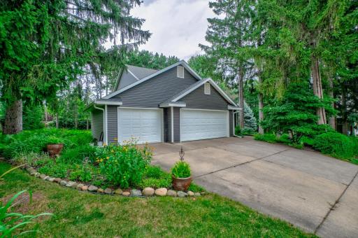 1005 Spruce Drive, Hudson, WI 54016