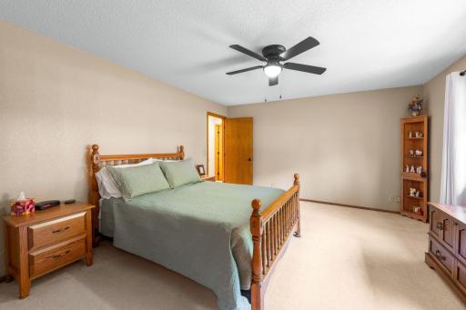 1955 Dorathea Boulevard, Worthington, MN 56187