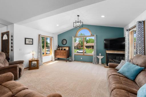 1955 Dorathea Boulevard, Worthington, MN 56187
