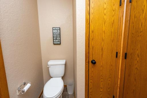 1955 Dorathea Boulevard, Worthington, MN 56187