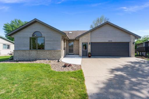 1955 Dorathea Boulevard, Worthington, MN 56187