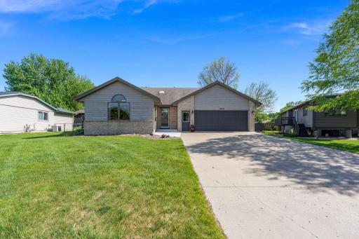 1955 Dorathea Boulevard, Worthington, MN 56187