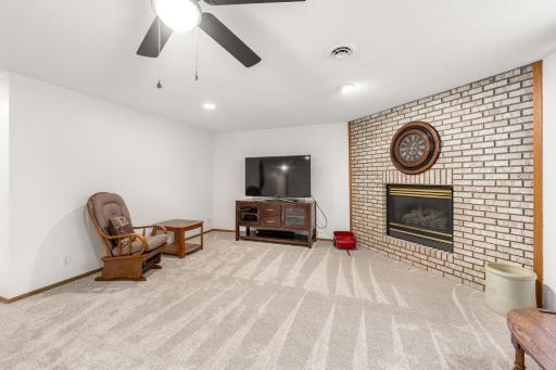 1955 Dorathea Boulevard, Worthington, MN 56187