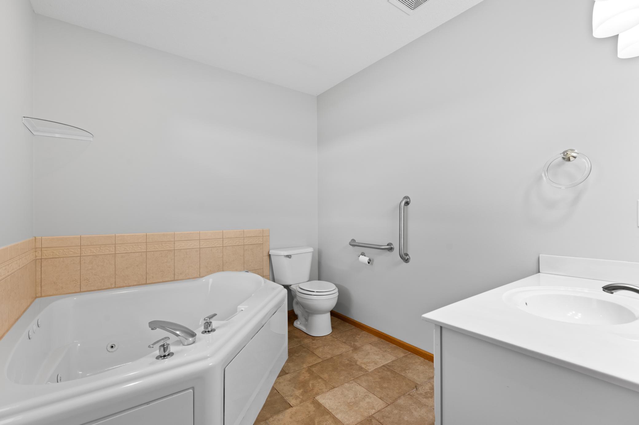 Primary bath