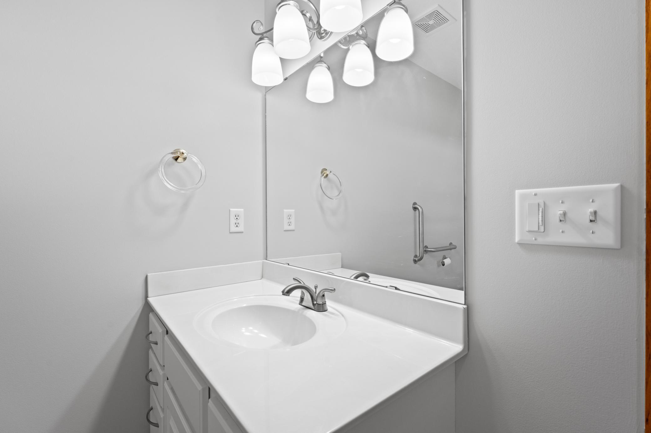 Primary bath