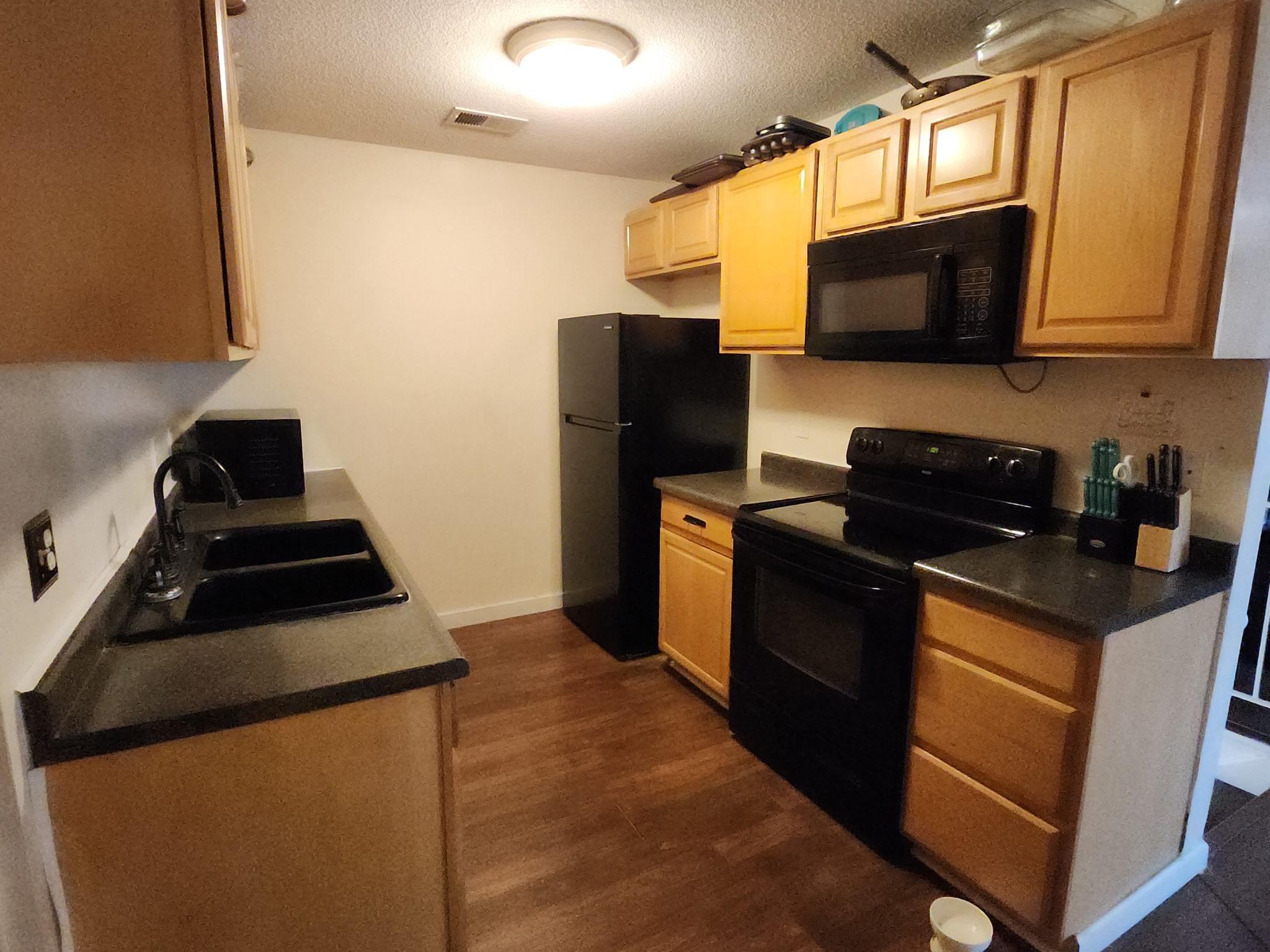 Kitchen 1