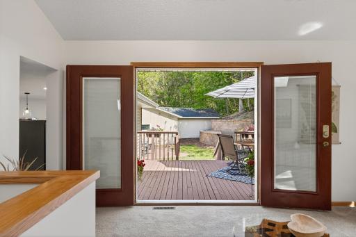 305 Trilane Circle, Young America, MN 55397