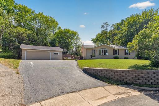 305 Trilane Circle, Young America, MN 55397