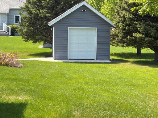 1808 4th Street NE, Willmar, MN 56201