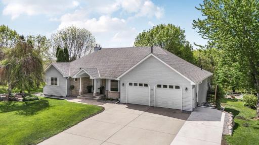 400 Klarsyn Street SE, Cokato, MN 55321