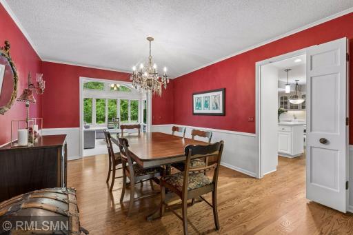 905 Windemere Curve, Minneapolis, MN 55441