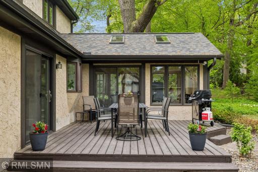 905 Windemere Curve, Minneapolis, MN 55441
