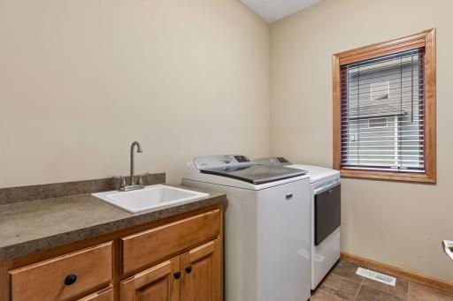 17701 76th Avenue N, Maple Grove, MN 55311