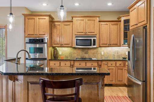 17701 76th Avenue N, Maple Grove, MN 55311