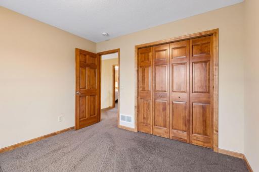 17701 76th Avenue N, Maple Grove, MN 55311