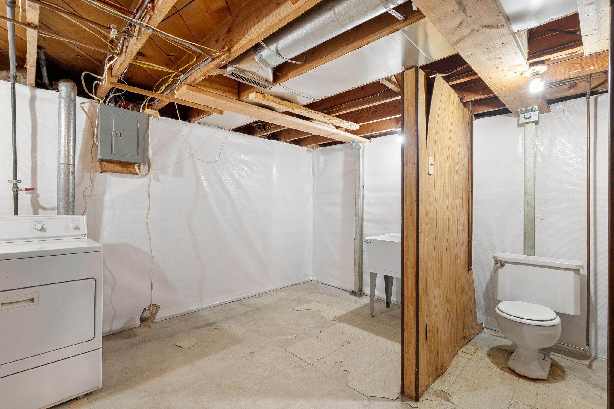 43-web-or-mls-105-giles-pl.jpg