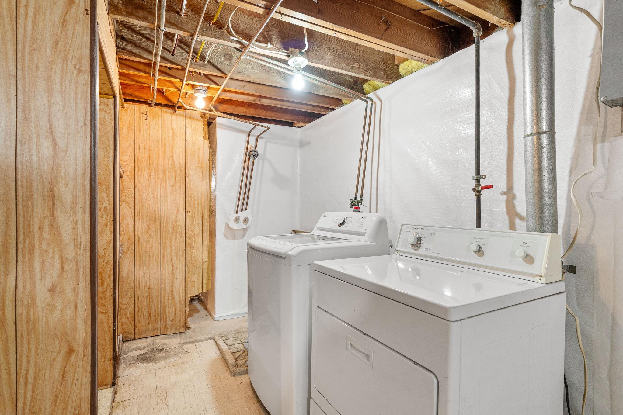 44-web-or-mls-105-giles-pl.jpg