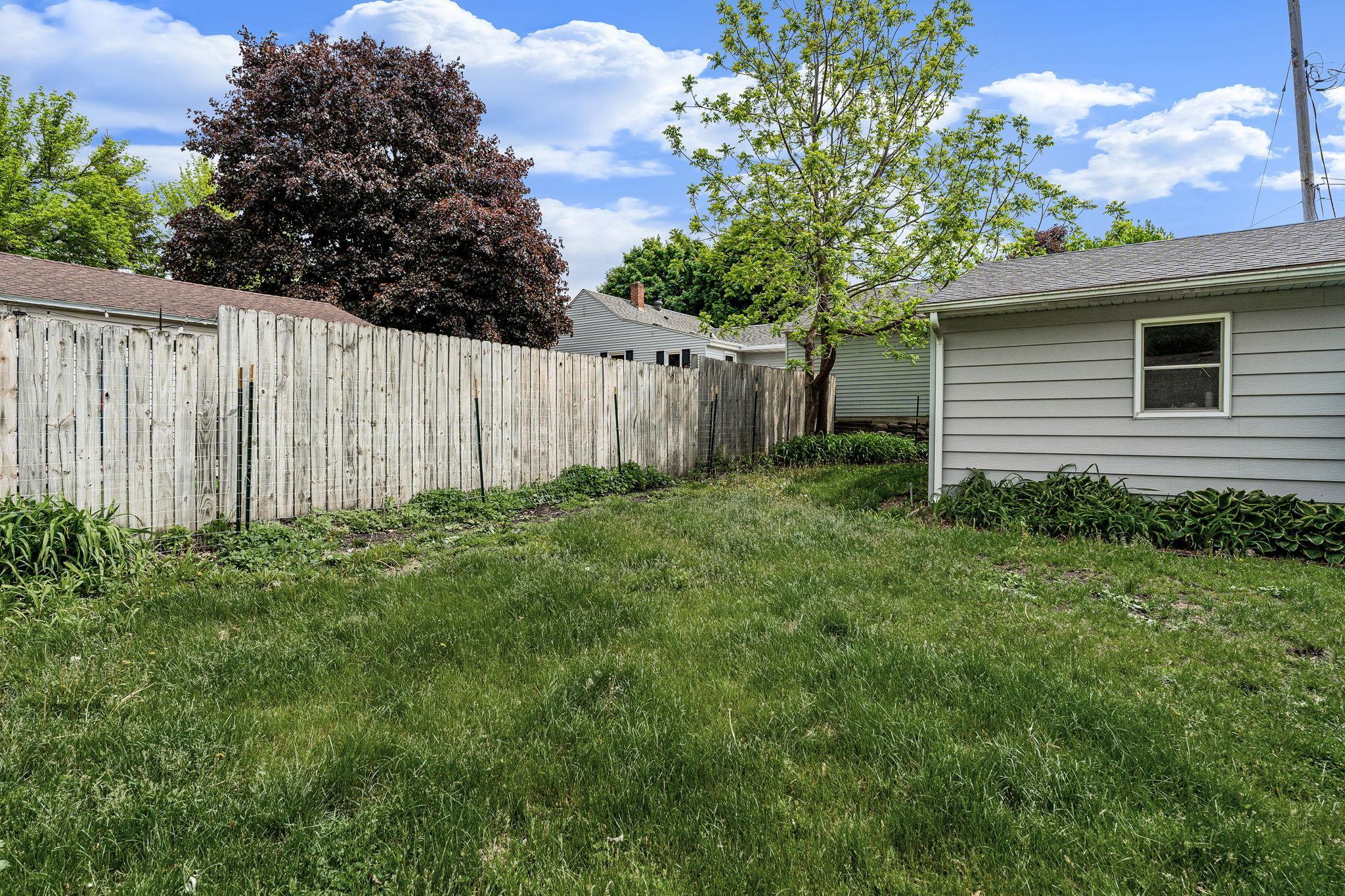 10-web-or-mls-105-giles-pl.jpg