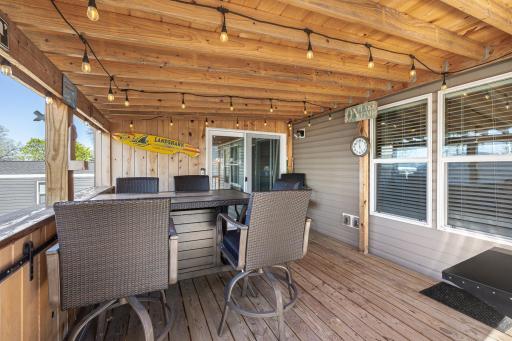 Covered Deck that walks into house or 3 season proch