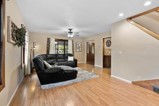 215 5th Avenue NE, Blooming Prairie, MN 55917