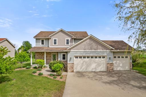 5 bedroom, 4 bathroom home with the most magnificent lower level entertainment space!