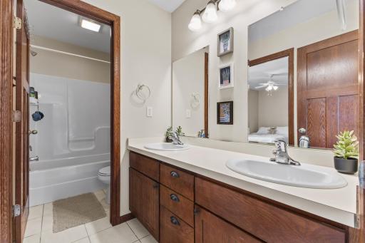 1141 Jasmine Lane, Jordan, MN 55352