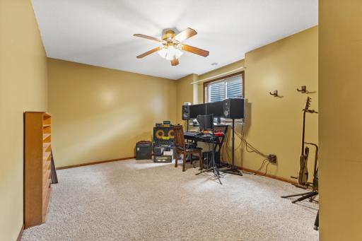 1141 Jasmine Lane, Jordan, MN 55352