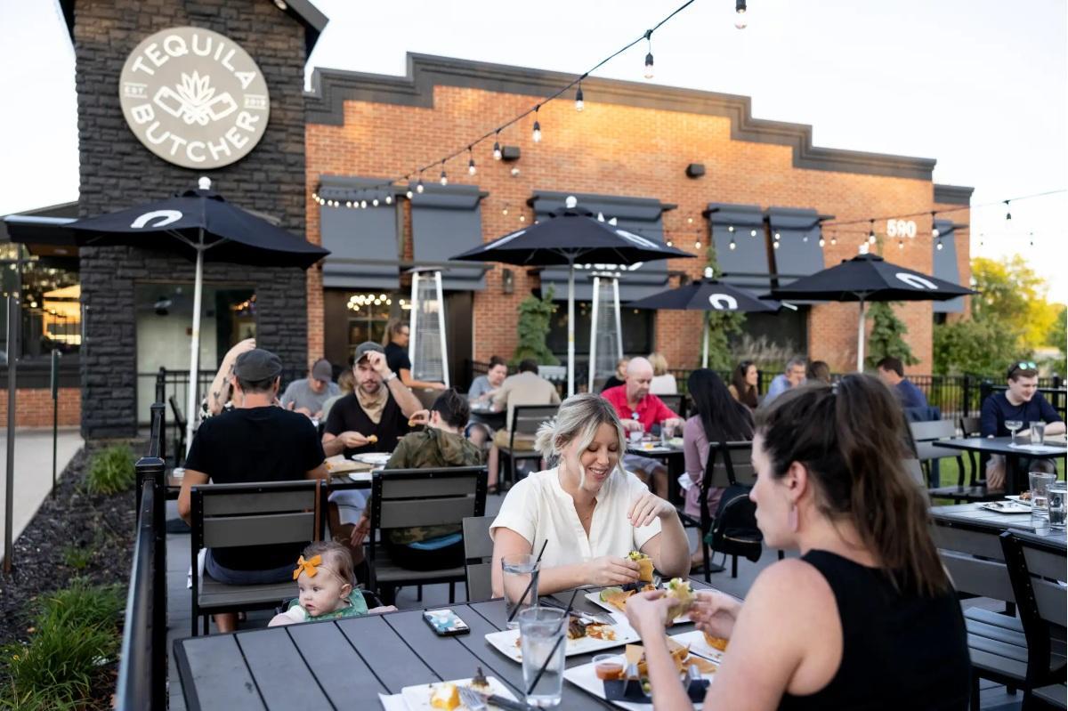 Discover a vibrant mix of unique local restaurants, craft breweries, and charming cafés—each offering distinctive flavors and inviting atmospheres that reflect the character of the community.