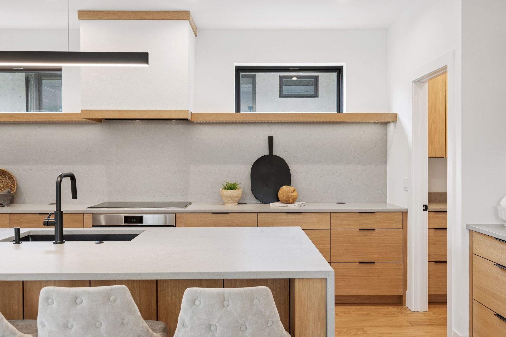 Photo from a previous project. Final design and features tailored to the Buyer’s preferences.