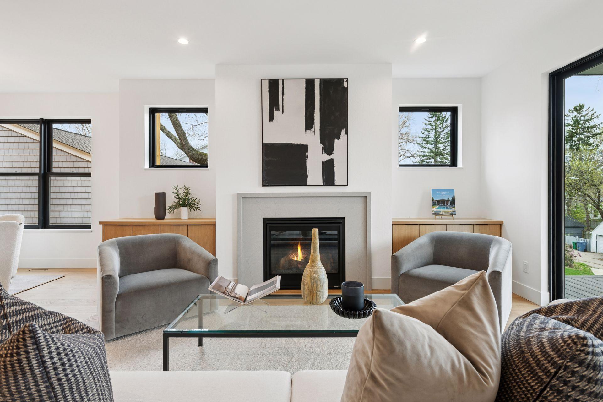 Photo from a previous project. Final design and features tailored to the Buyer’s preferences.