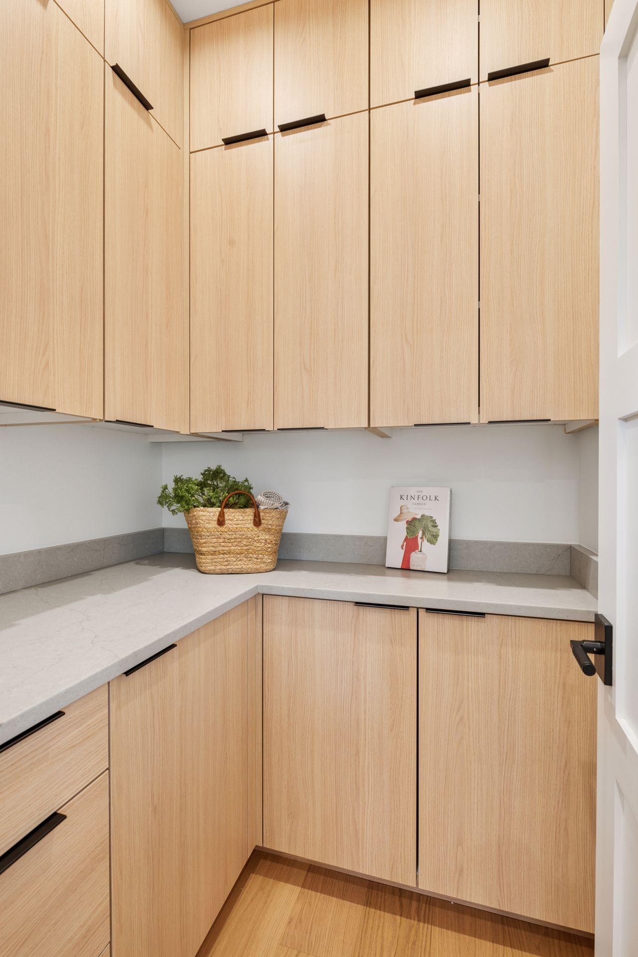 Photo from a previous project. Final design and features tailored to the Buyer’s preferences.