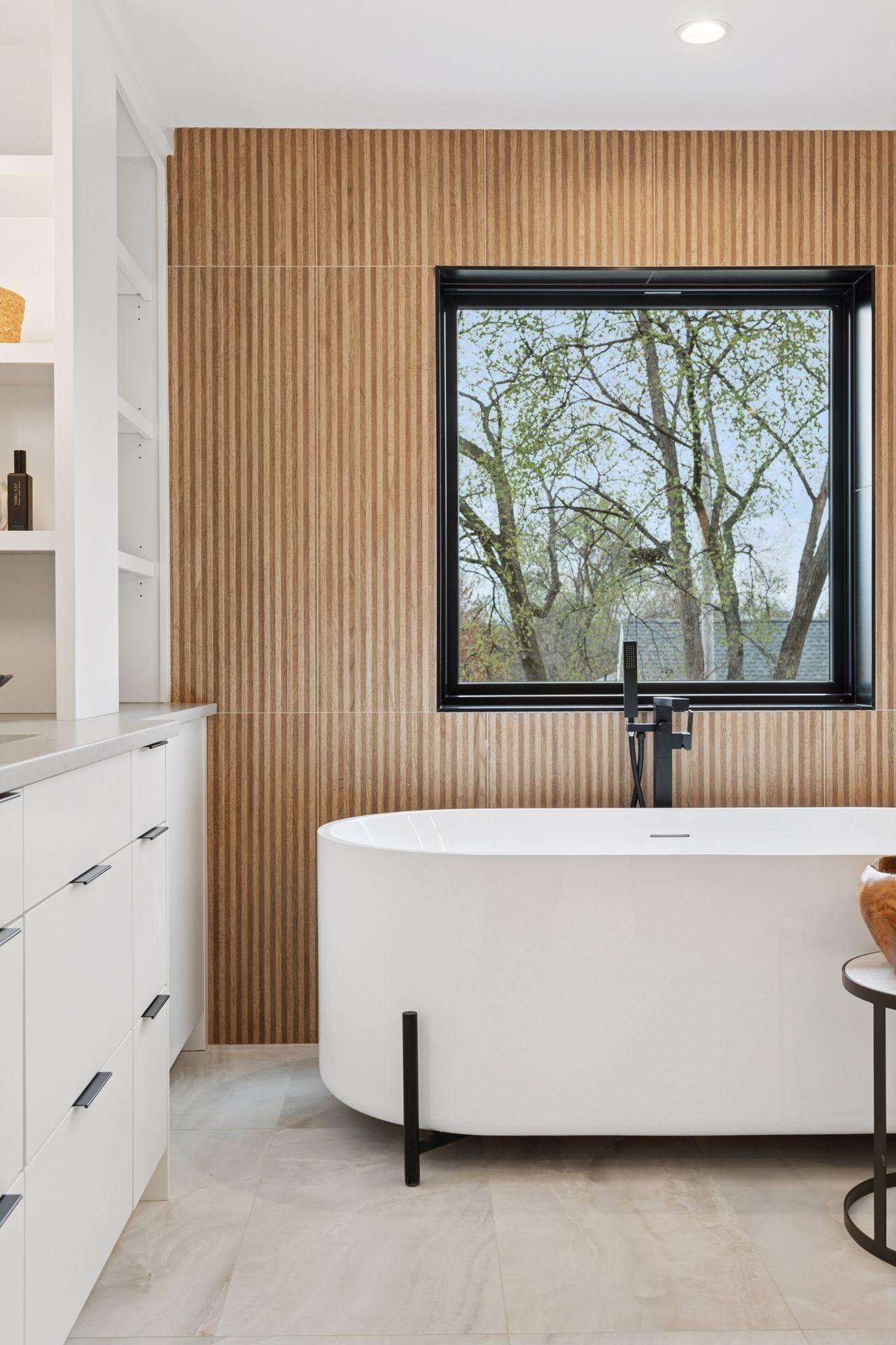 Photo from a previous project. Final design and features tailored to the Buyer’s preferences.