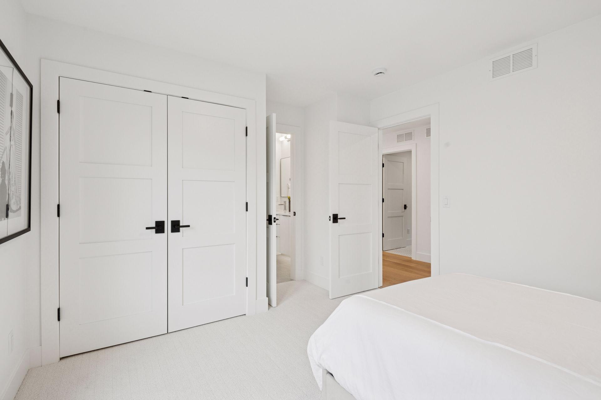 Photo from a previous project. Final design and features tailored to the Buyer’s preferences.