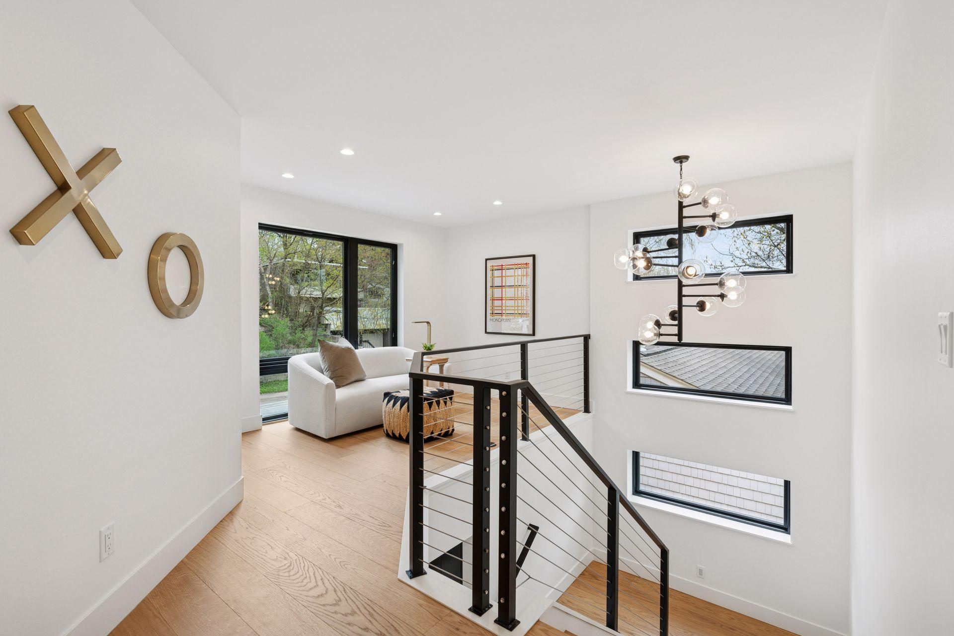 Photo from a previous project. Final design and features tailored to the Buyer’s preferences.